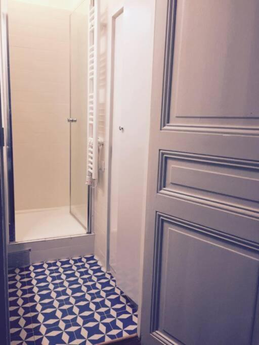 Appartement De Charme De 60 M2 Entre Montmartre Et Batignolles Paryż Zewnętrze zdjęcie