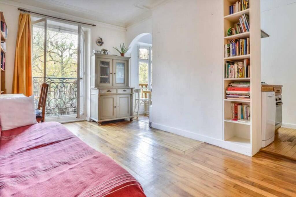 Appartement De Charme De 60 M2 Entre Montmartre Et Batignolles Paryż Zewnętrze zdjęcie