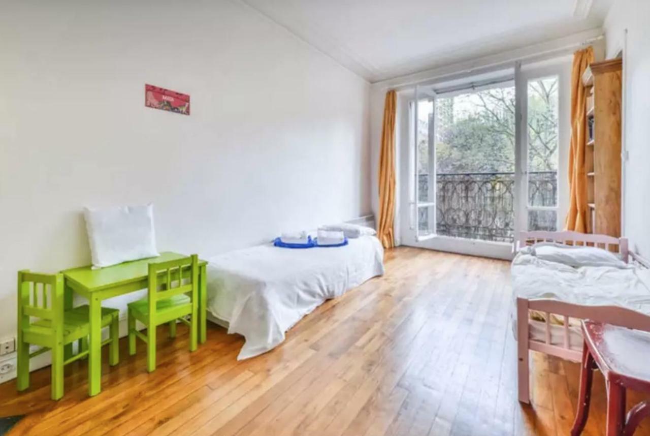Appartement De Charme De 60 M2 Entre Montmartre Et Batignolles Paryż Zewnętrze zdjęcie